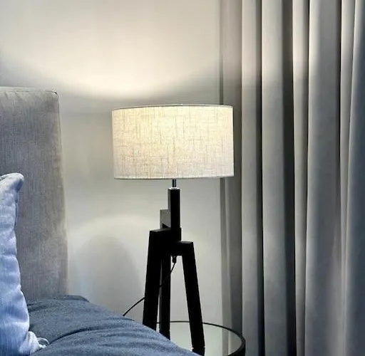 Luxury Loft In 公寓 *