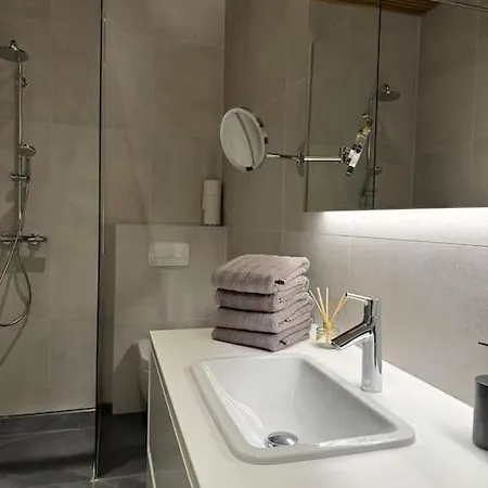 Апартаменти Luxury Loft In *